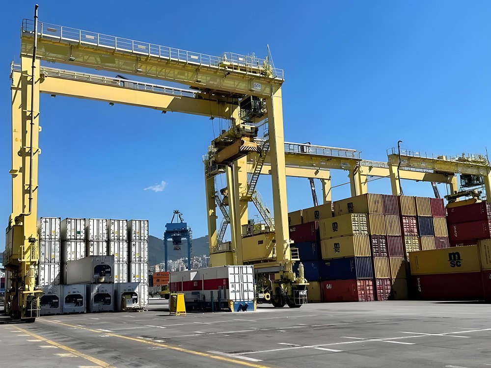 rtg crane1.jpg