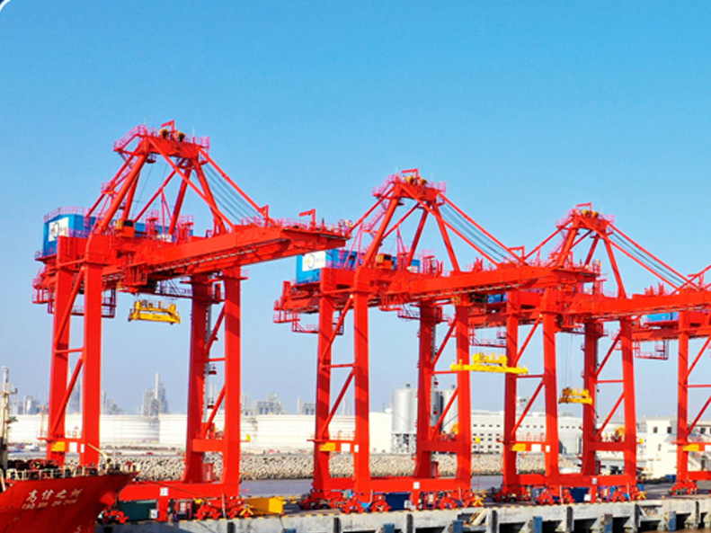sts-crane_2c.jpg