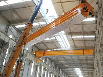 Charging crane 2