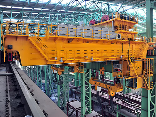 Foundry overhead crane